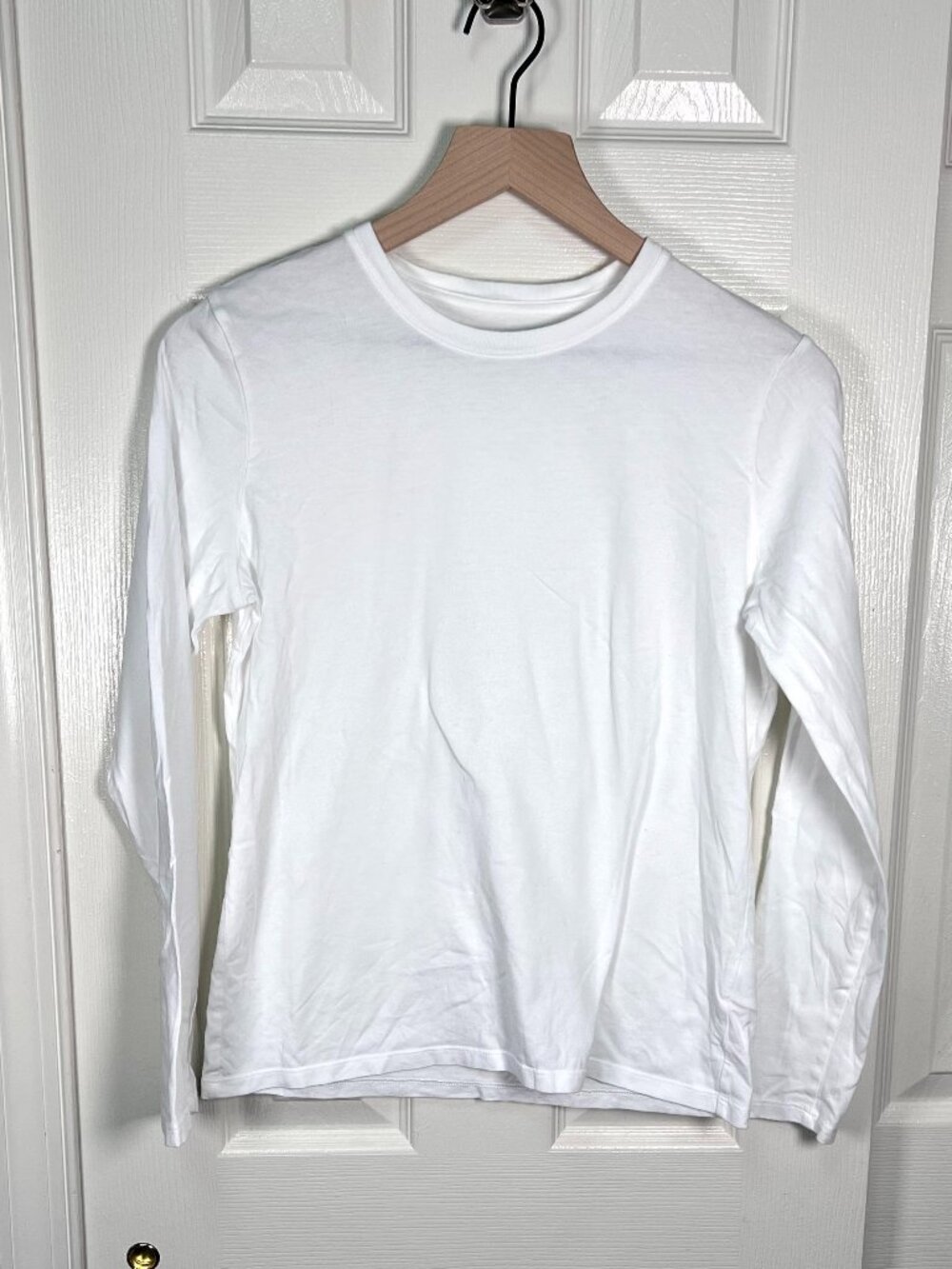Everlane The Slim Long-Sleeve Crew in Essential Cotton White Size Small NWOT